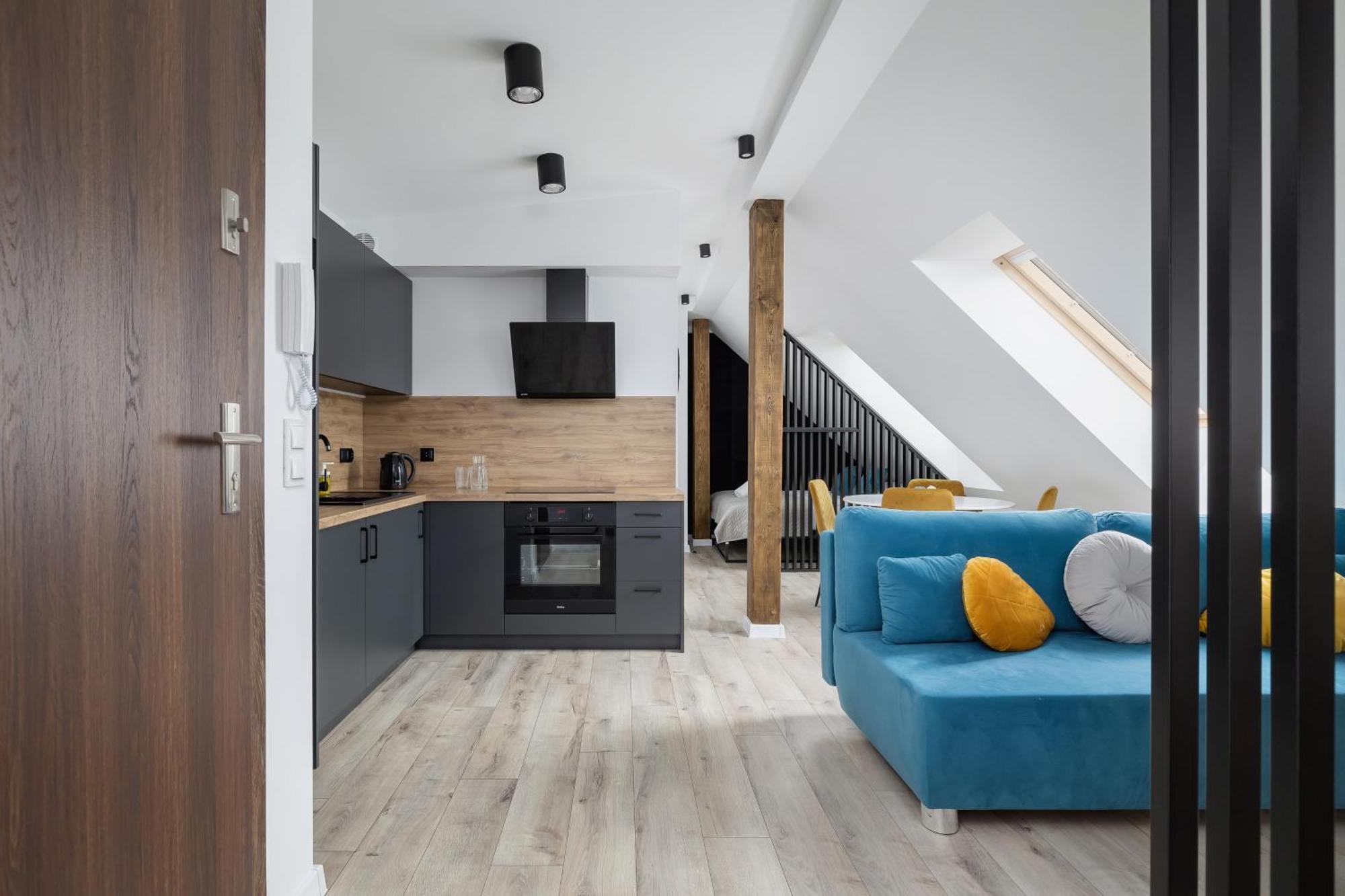 Cosy Apartments Kosciuszki Near The Main Train Station By Noclegi Renters カトヴィツェ エクステリア 写真