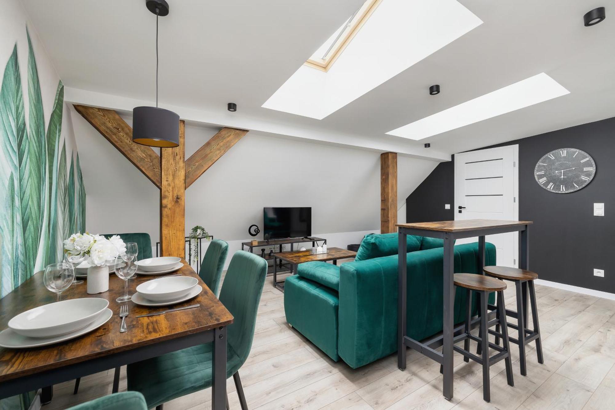 Cosy Apartments Kosciuszki Near The Main Train Station By Noclegi Renters カトヴィツェ エクステリア 写真